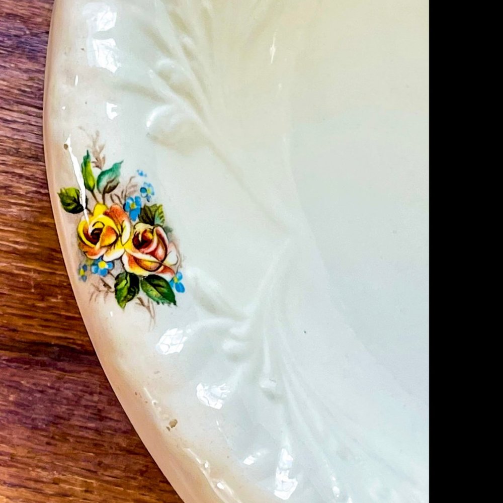 ▪️VTG▪️1970's Embossed Ceramic Floral Cottagecore Farmhouse Pitcher & Basin Set - Picture 10 of 13